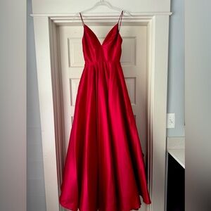 SHERRI HILL Size 0, red pageant/prom dress